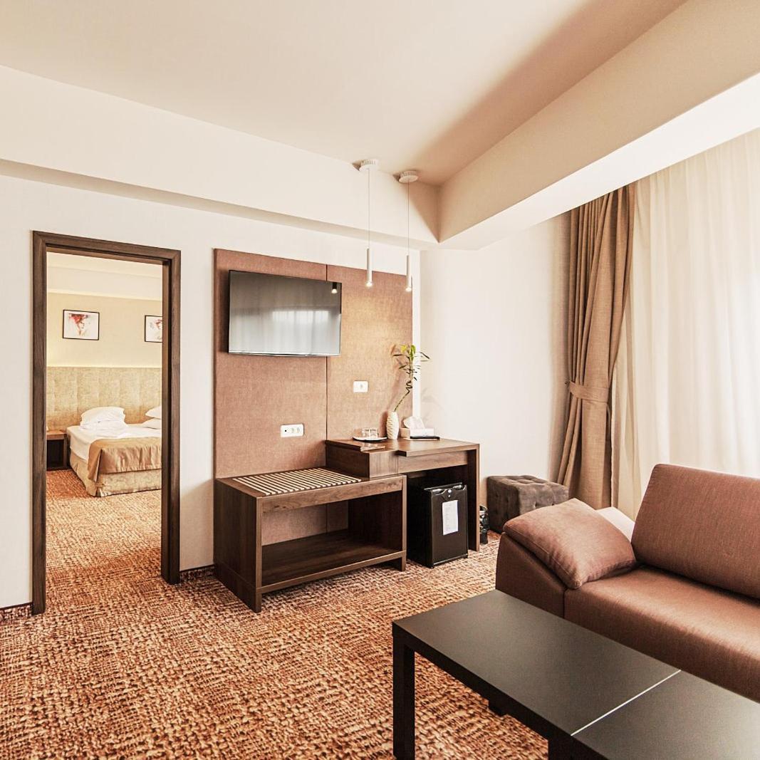 Grand Hotel Belvedere บราชอฟ ภายนอก รูปภาพ